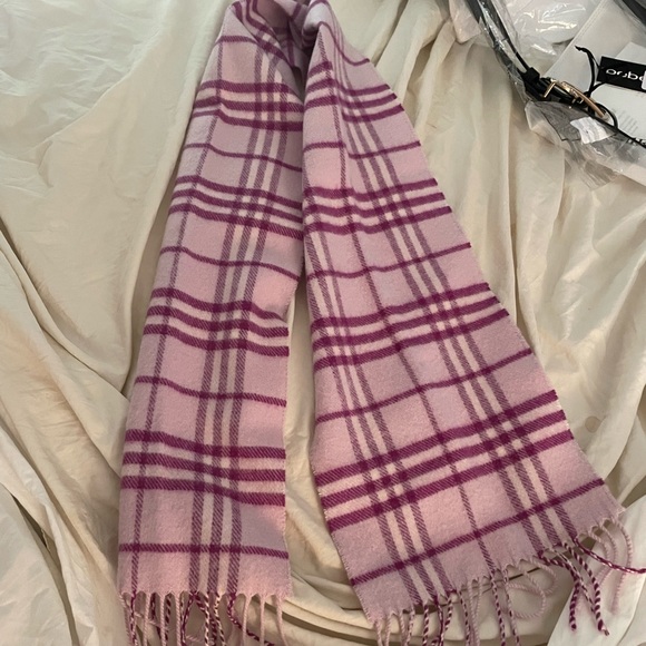 Burberry Accessories - Authentic Burberry pink wool checkered logo pattern scarf